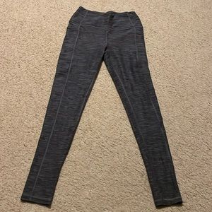 Victoria’s Secret stretchy legging. Textured color. Size 6